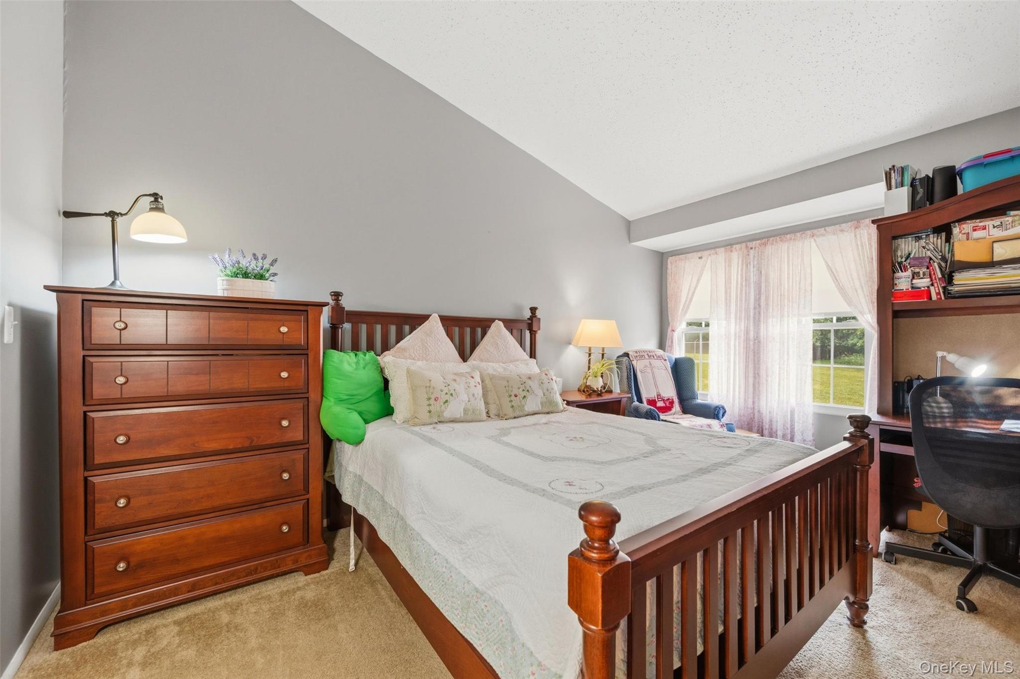 4118 Whispering Hills