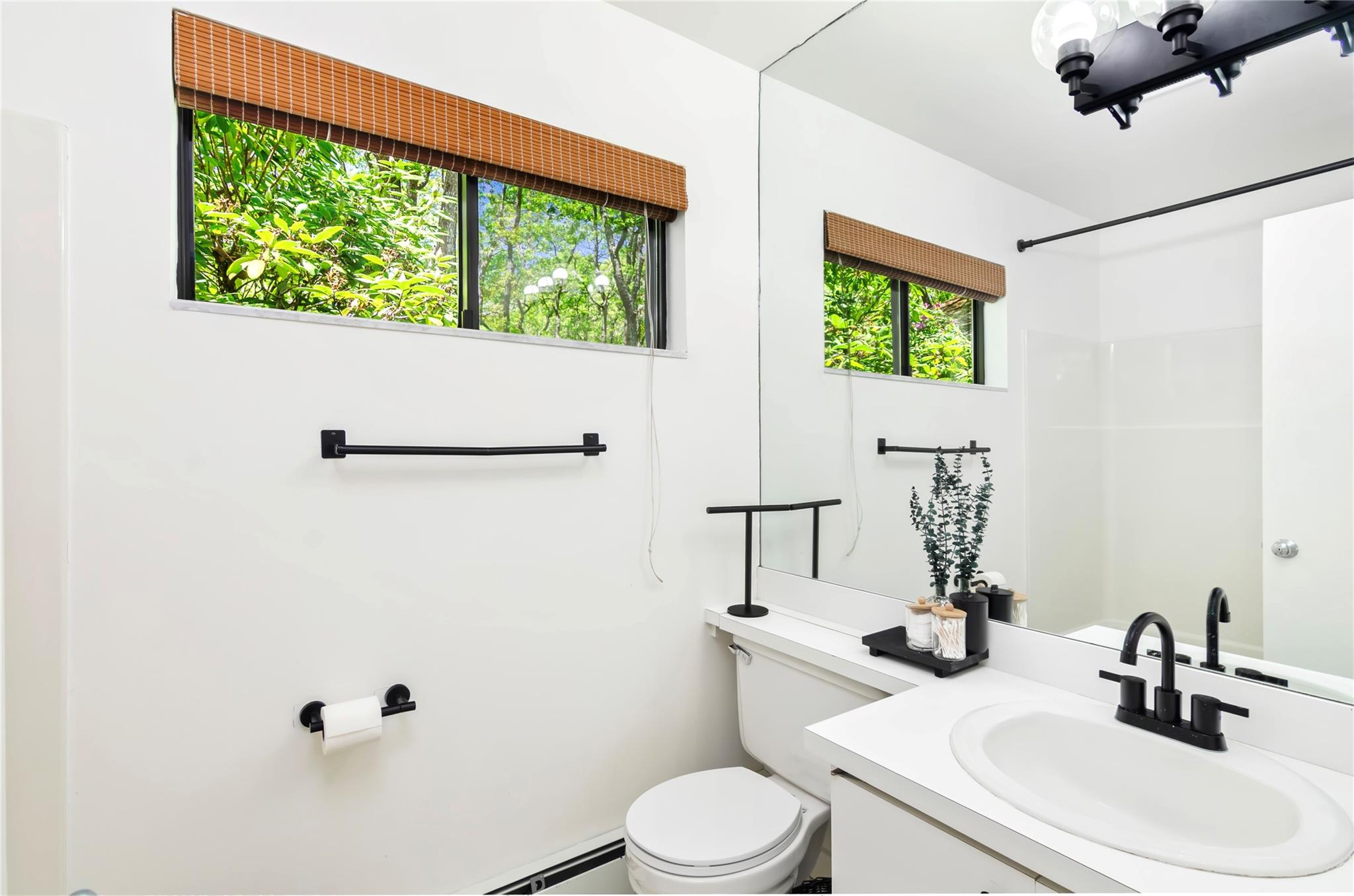 24 N Quarter Road, Westhampton, New York image 15