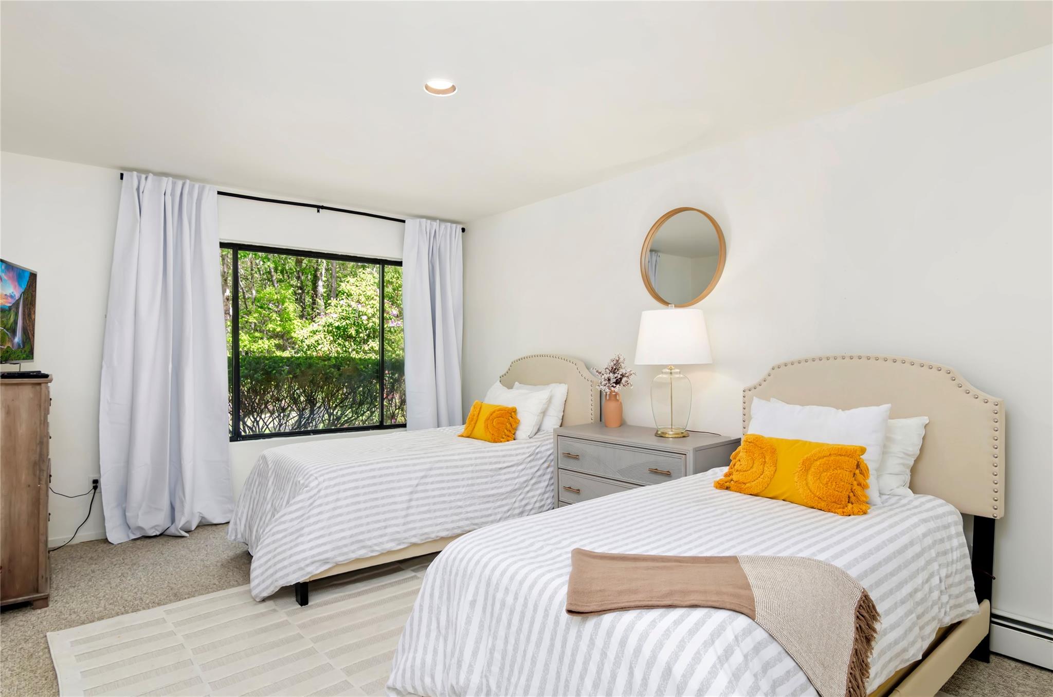 24 N Quarter Road, Westhampton, New York image 13