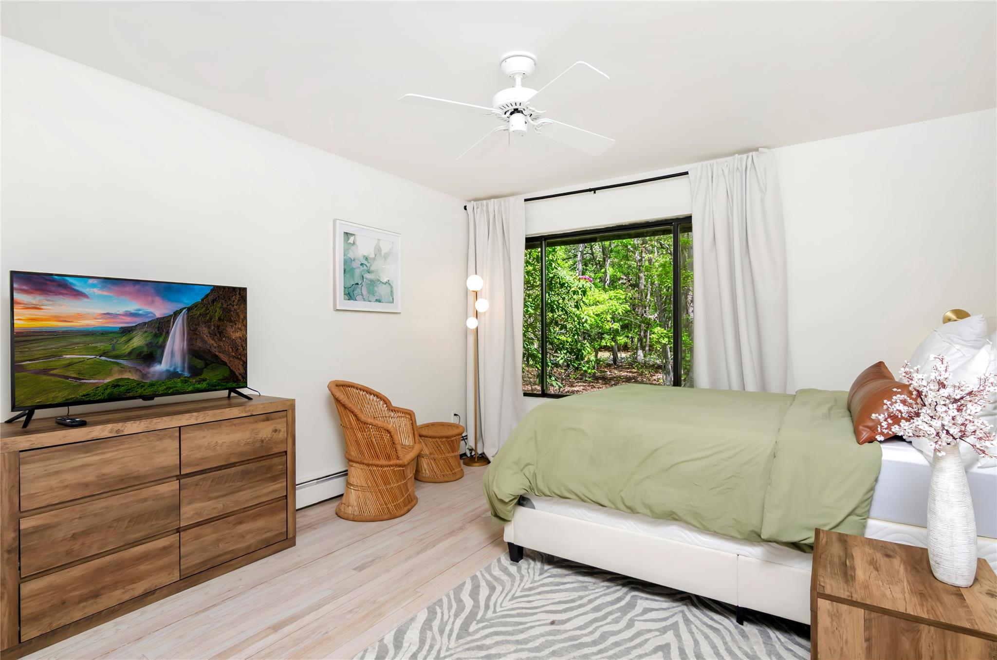 24 N Quarter Road, Westhampton, New York image 20