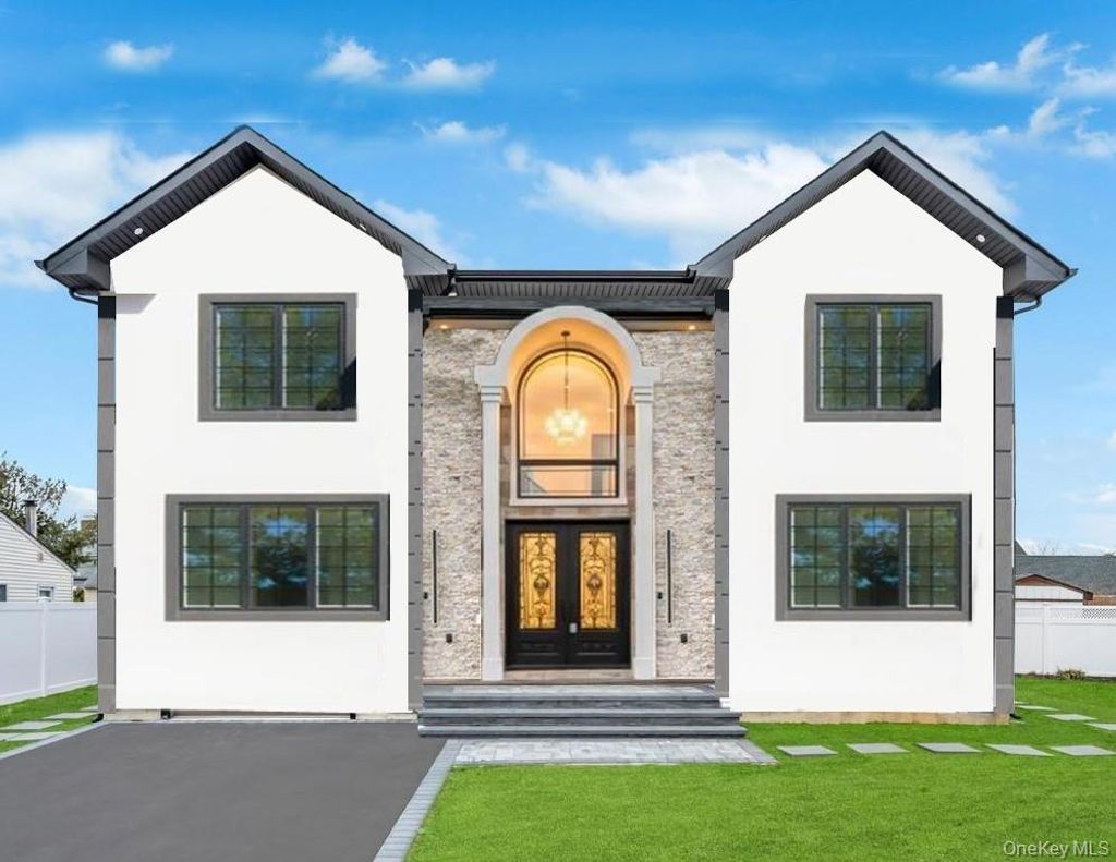 Photo of 228 Lee Avenue, Hicksville, NY 11801 (MLS # 953419)