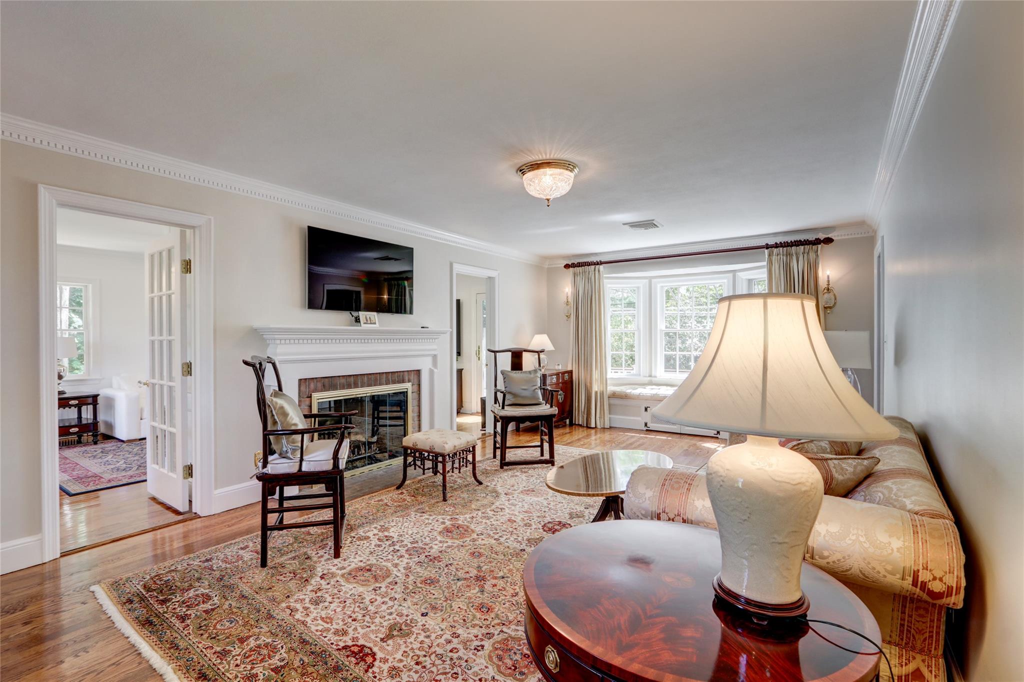 16 Warwick Road, Rockville Centre, New York image 3