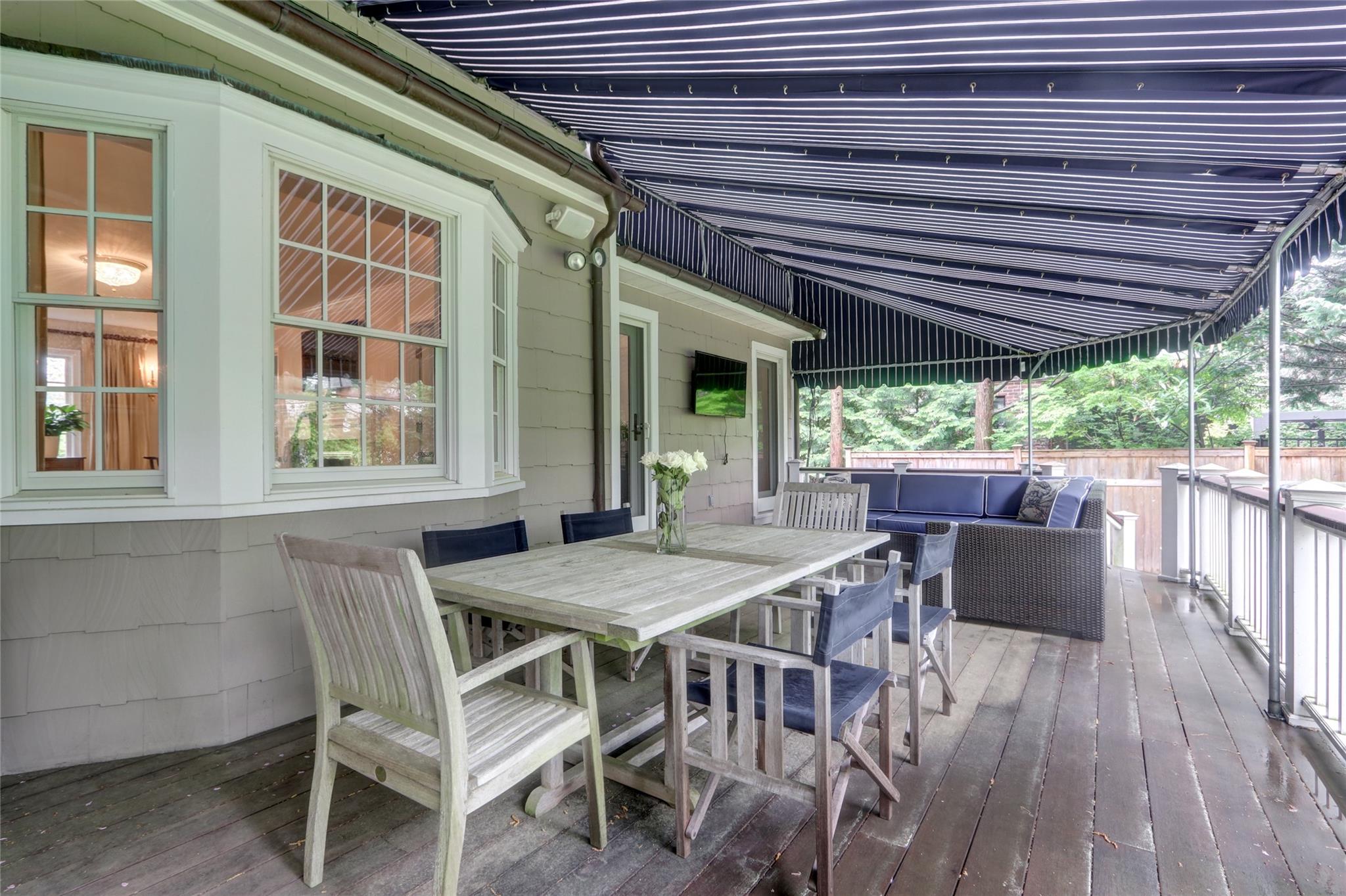 16 Warwick Road, Rockville Centre, New York image 21