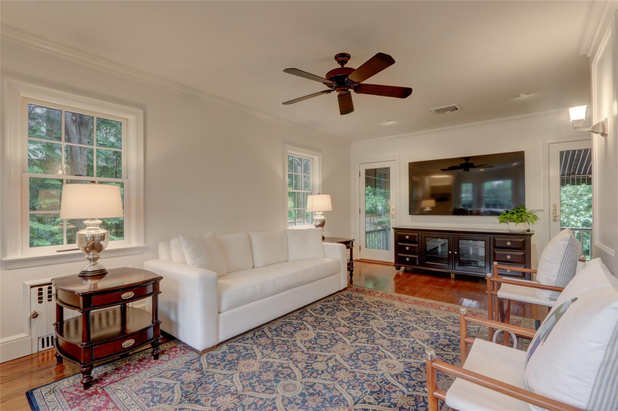 16 Warwick Road, Rockville Centre, New York image 7