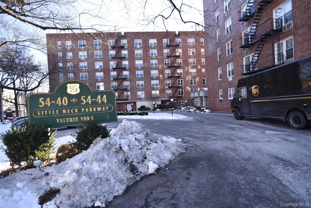 Photo of 54-44 Little Neck Parkway #6H, Little Neck, NY 11362 (MLS # 965210)