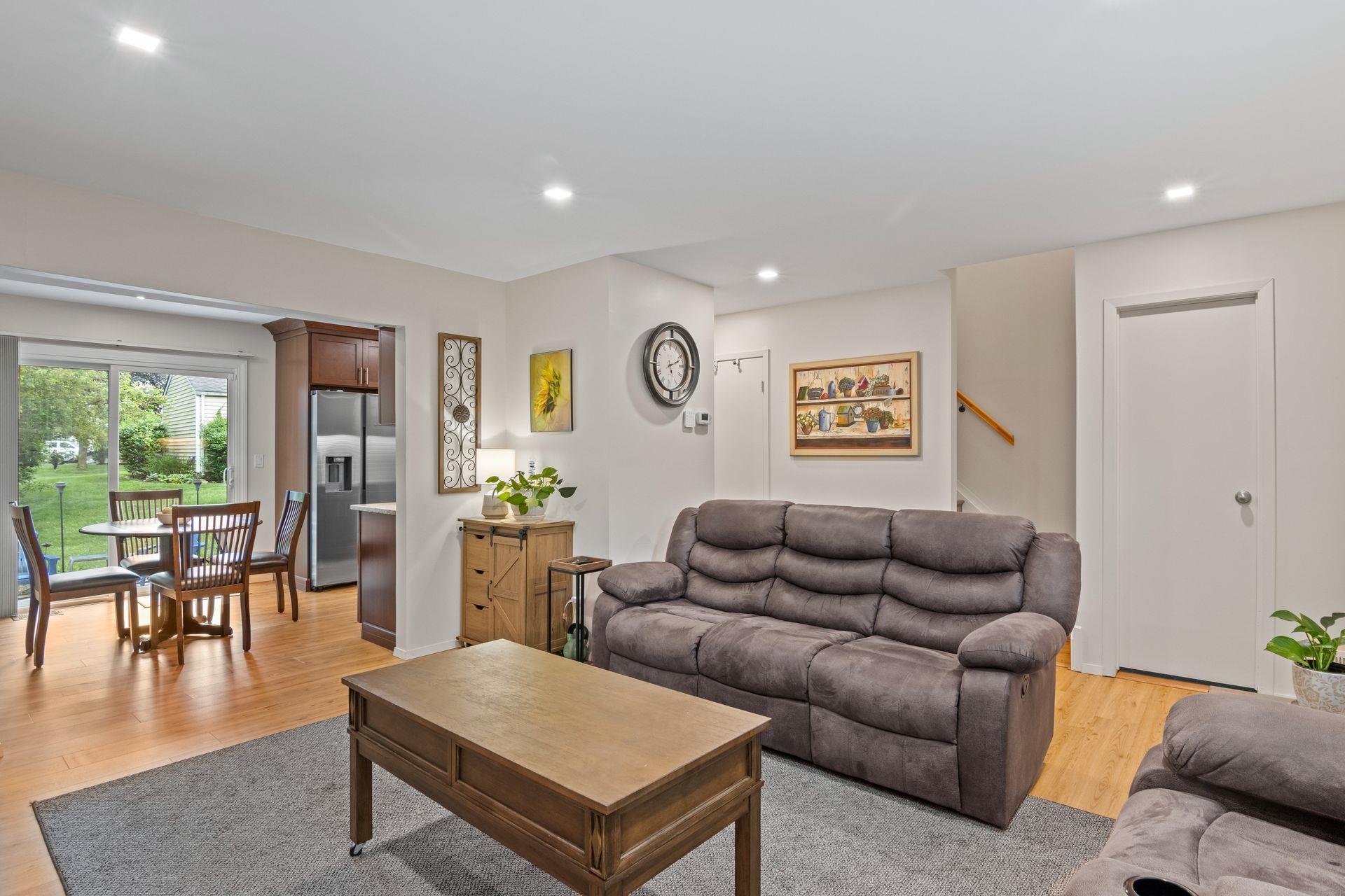 12 Franklin Commons, Yaphank, New York image 7