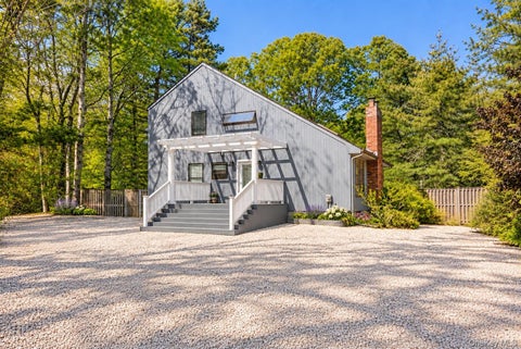 Homes For Sale - 37 Blue Jay Way<br/> East Hampton, NY 11937