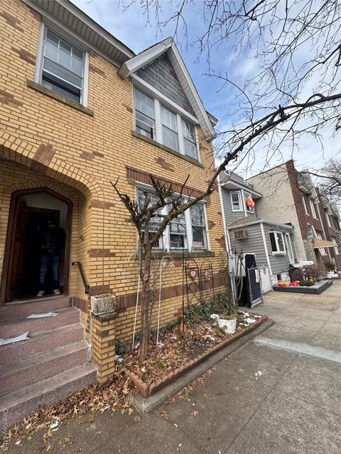 7740 74th Street Glendale NY 11385