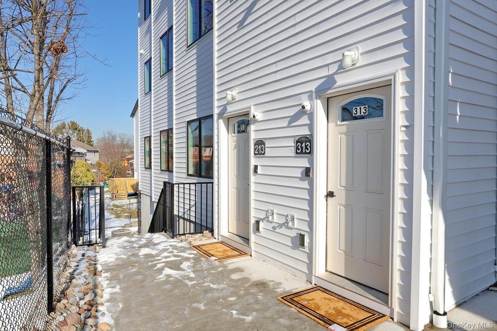 Photo of 4 Howard Drive #213, Spring Valley, NY 10977 (MLS # 946796)