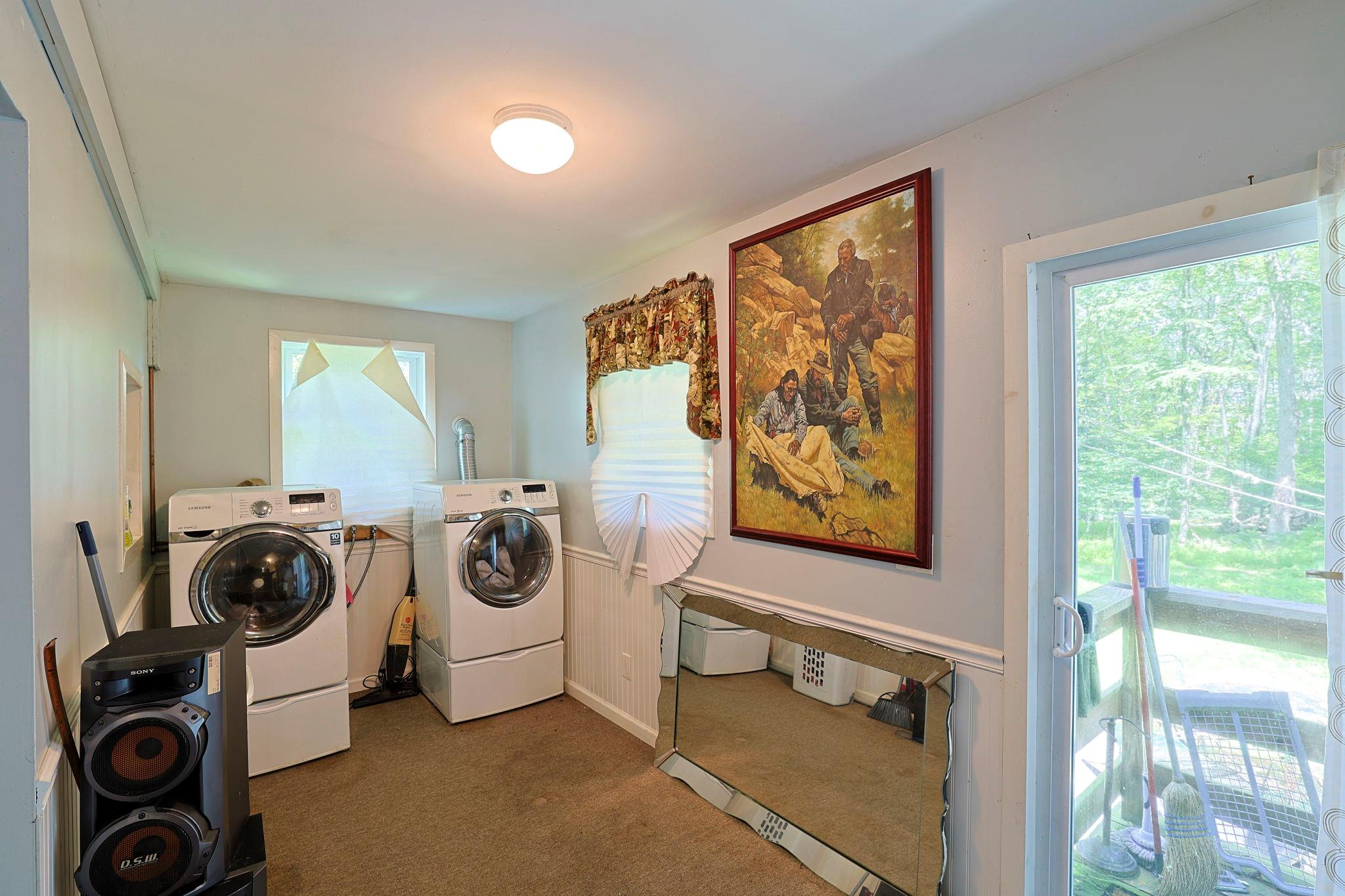 181 E Oakridge Road, Greenfield Park, New York image 14
