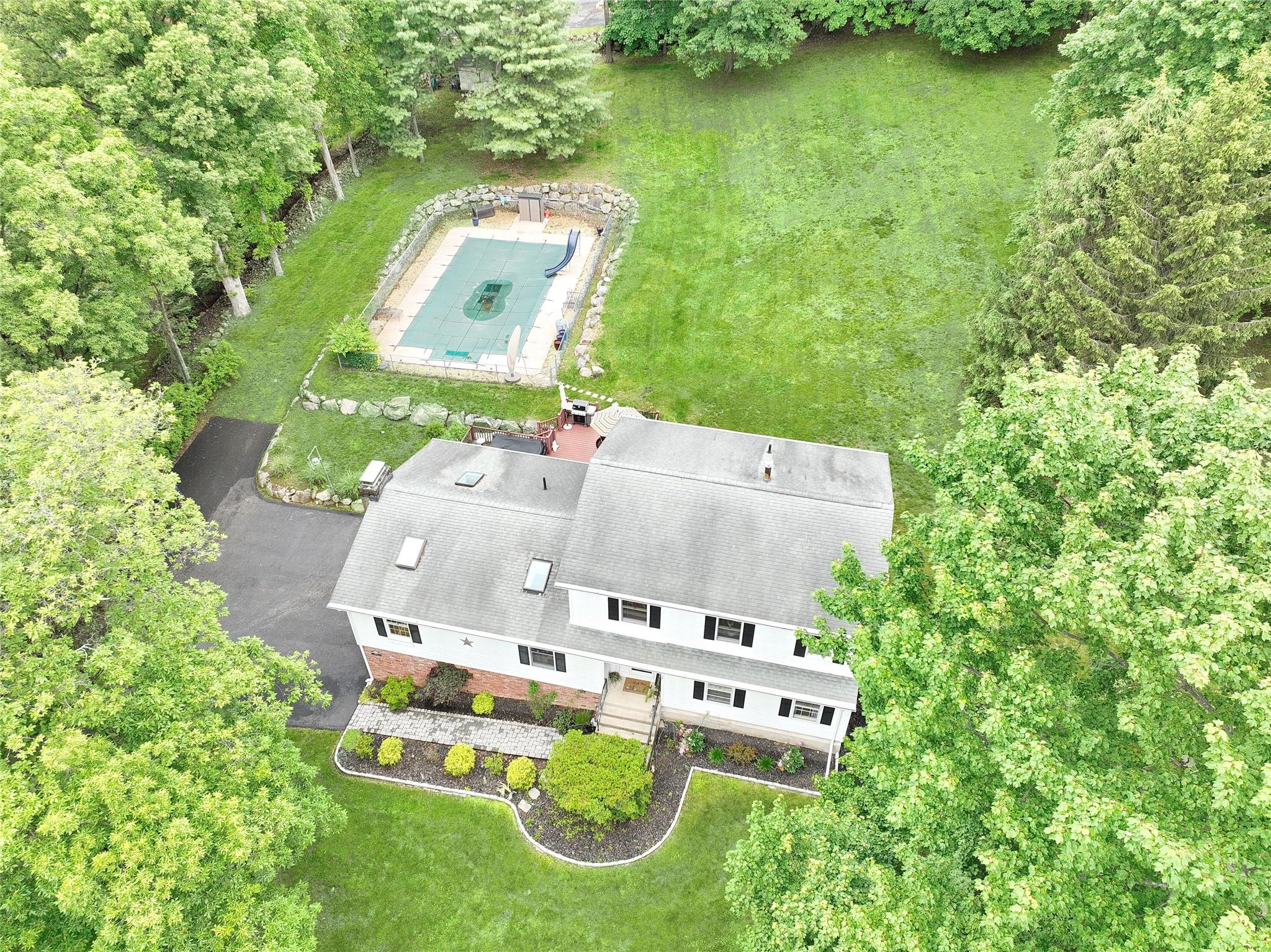 285 Willow Grove Road, Stony Point, New York image 2