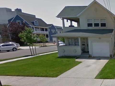 Apartment For Rent - 457 Monroe Boulevard #UPPER<br/> Long Beach, NY 11561