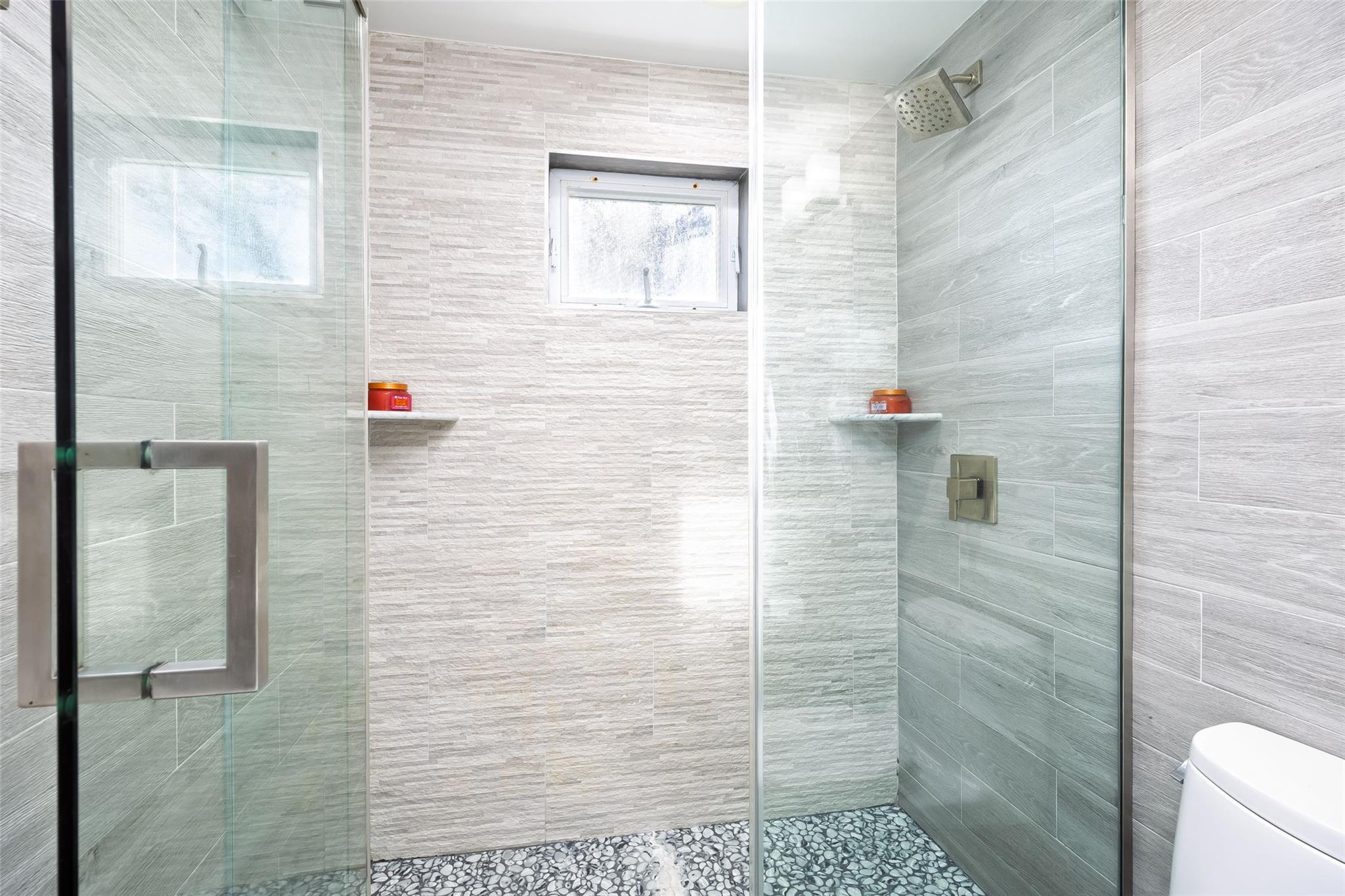 16 Ocean Avenue, Bellmore, New York image 11
