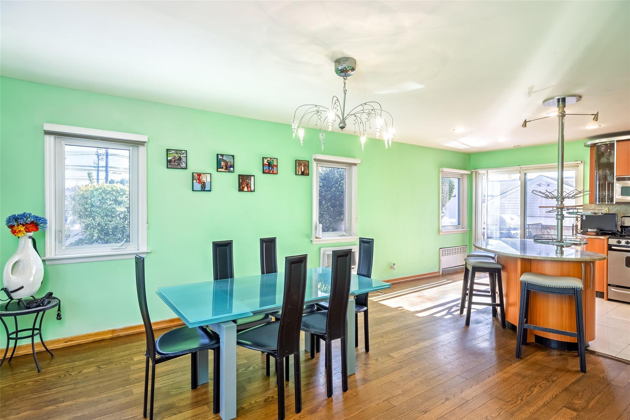 16 Ocean Avenue, Bellmore, New York image 8