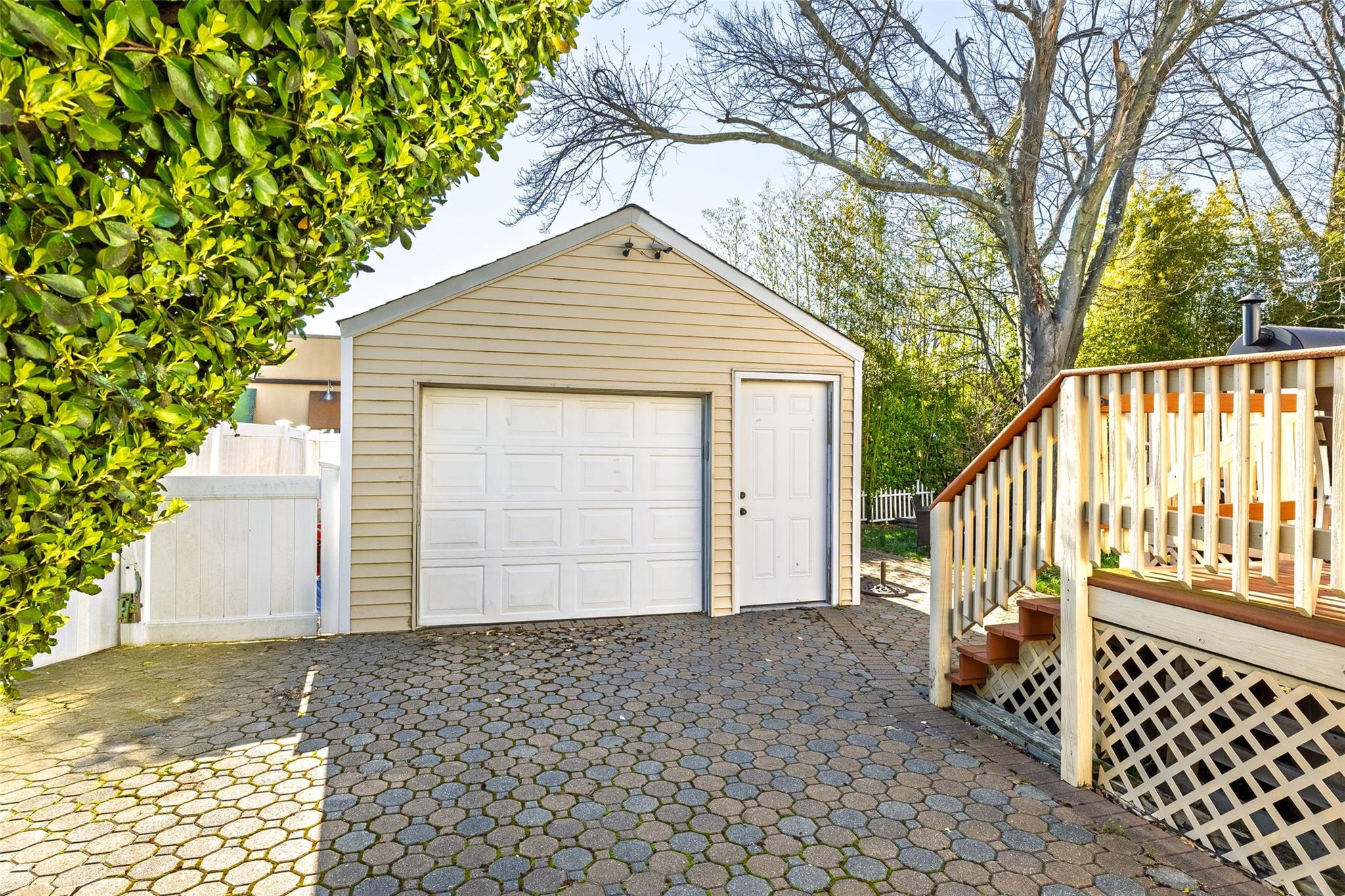 16 Ocean Avenue, Bellmore, New York image 31