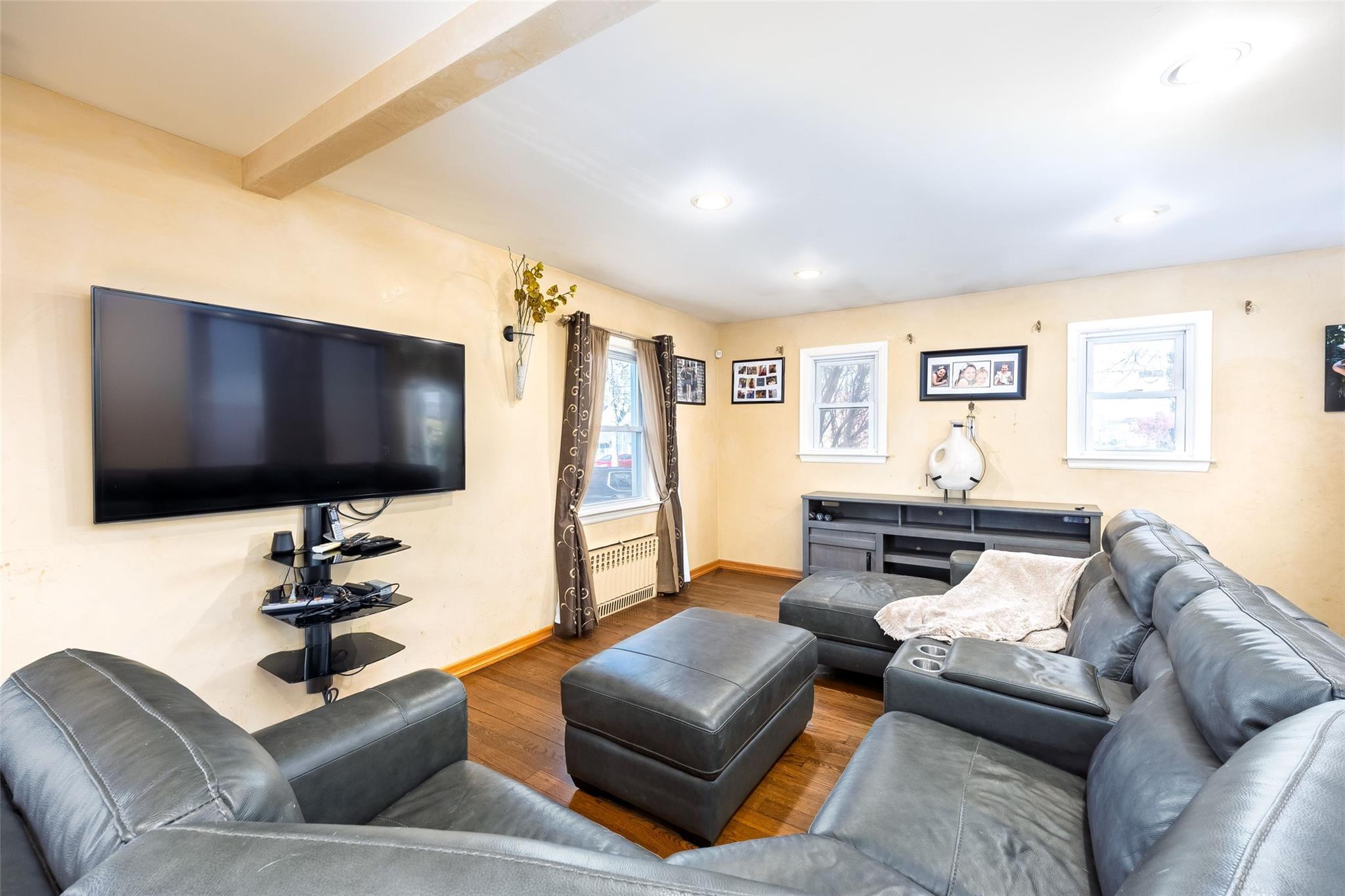 16 Ocean Avenue, Bellmore, New York image 19
