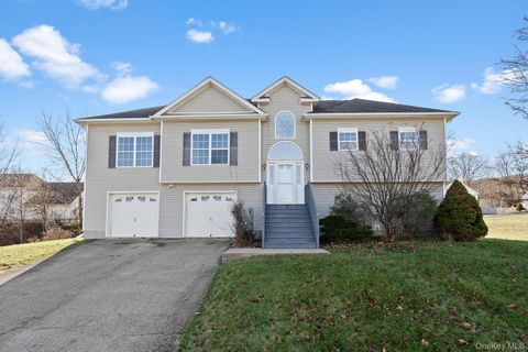 17 Carmella Road Highland NY 12528