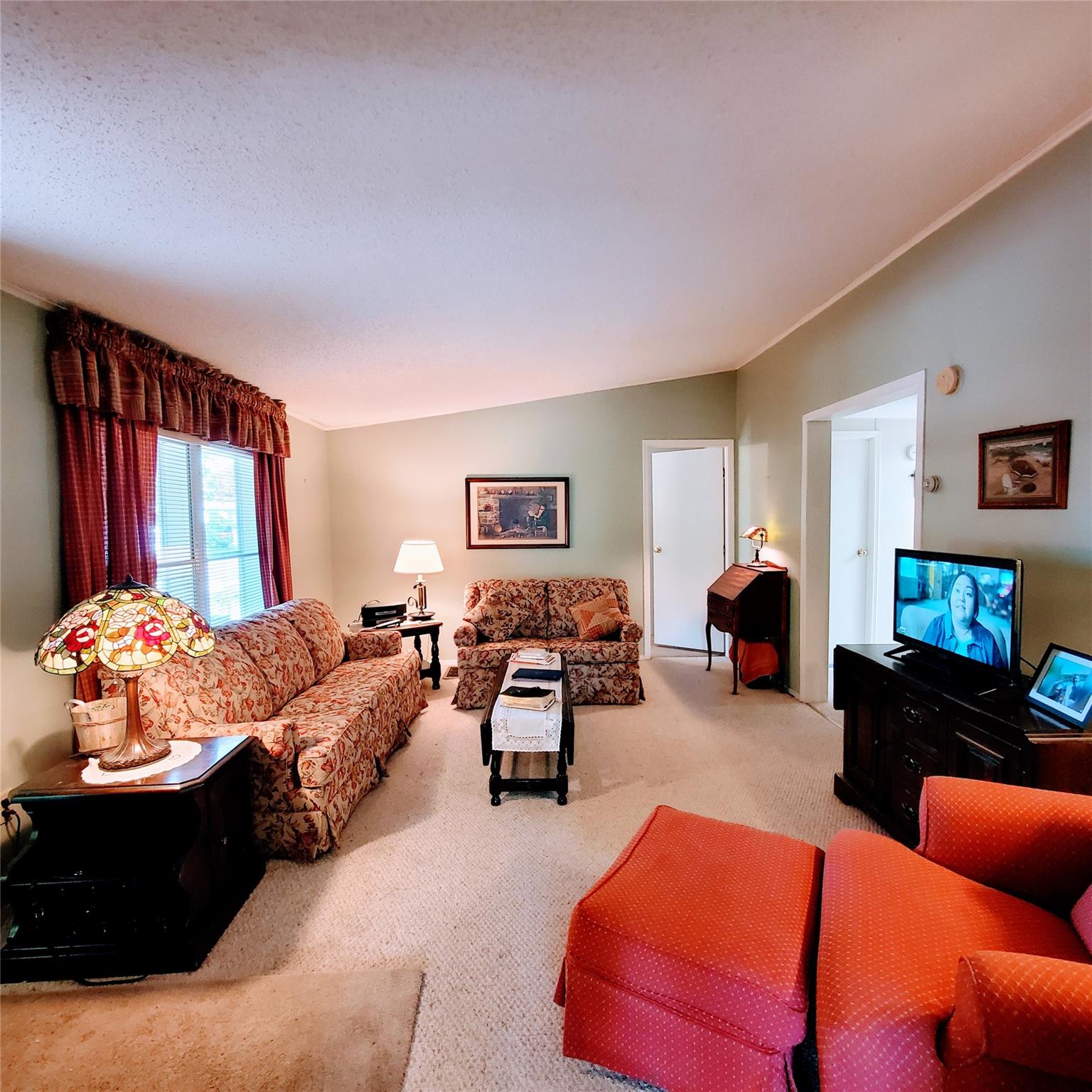 1040 Violet Avenue #17, Hyde Park, New York image 4