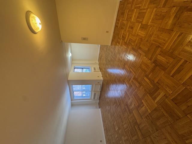 11 Lake Street 2B