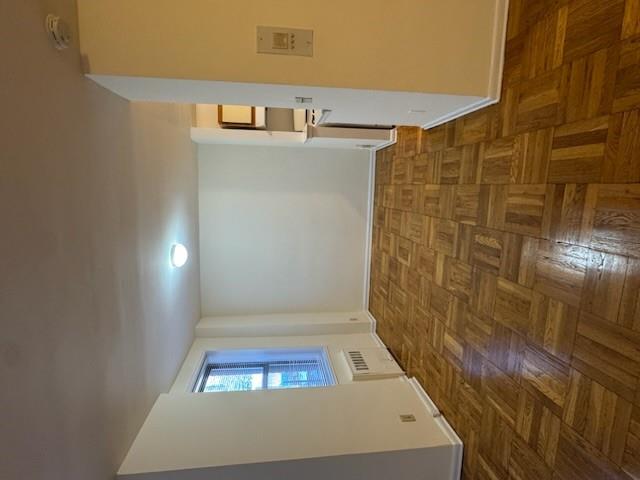 11 Lake Street 2B