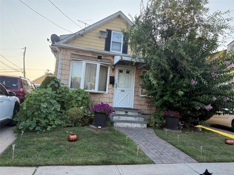 Homes For Sale - 546 Clark Place<br/> Uniondale, NY 11553