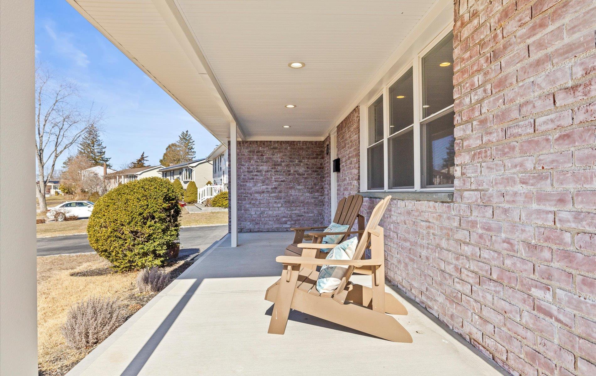 7 Spencer Way, Kings Park, New York image 4