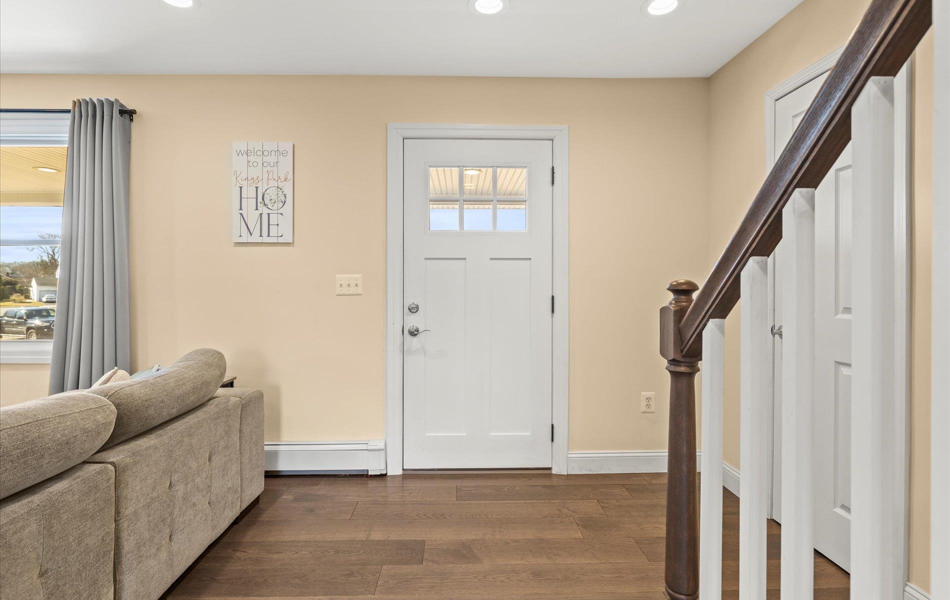 7 Spencer Way, Kings Park, New York image 5
