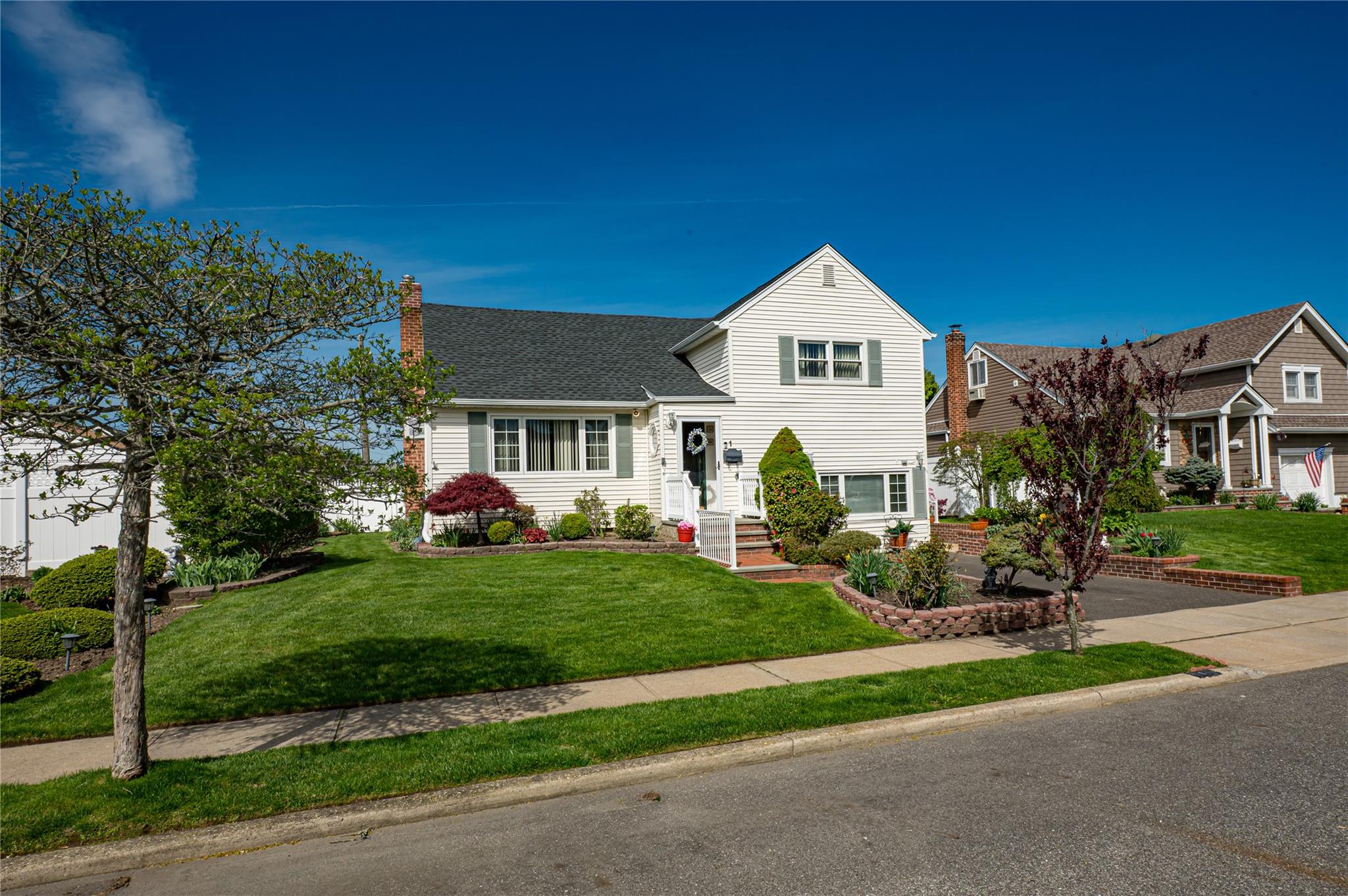 1 Marlboro Avenue