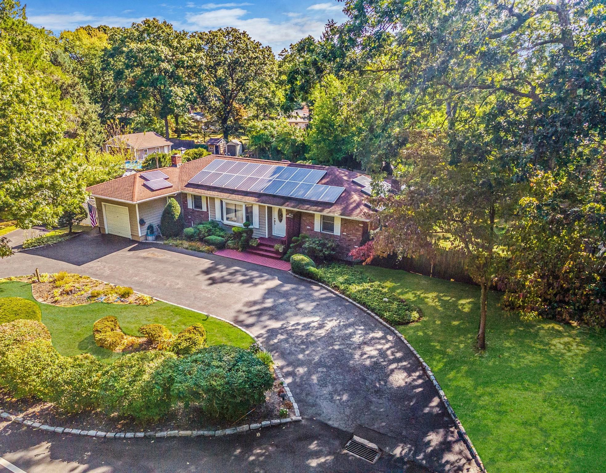 117 Pond Path