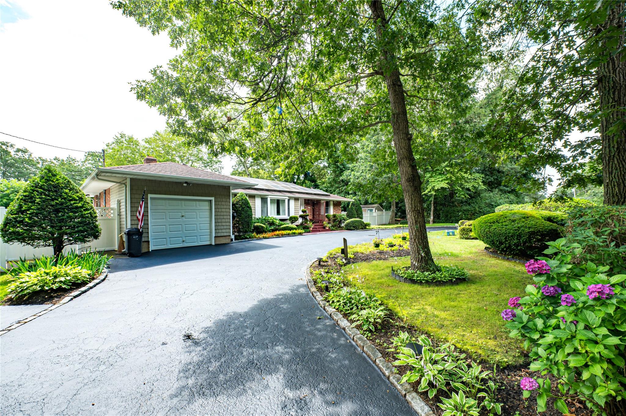 117 Pond Path