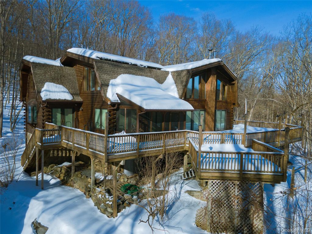 Photo of 1644 Lake Drive, Greenwood Lake, NY 10925 (MLS # 957351)