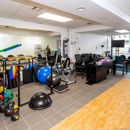 86-20 Jamaica Avenue