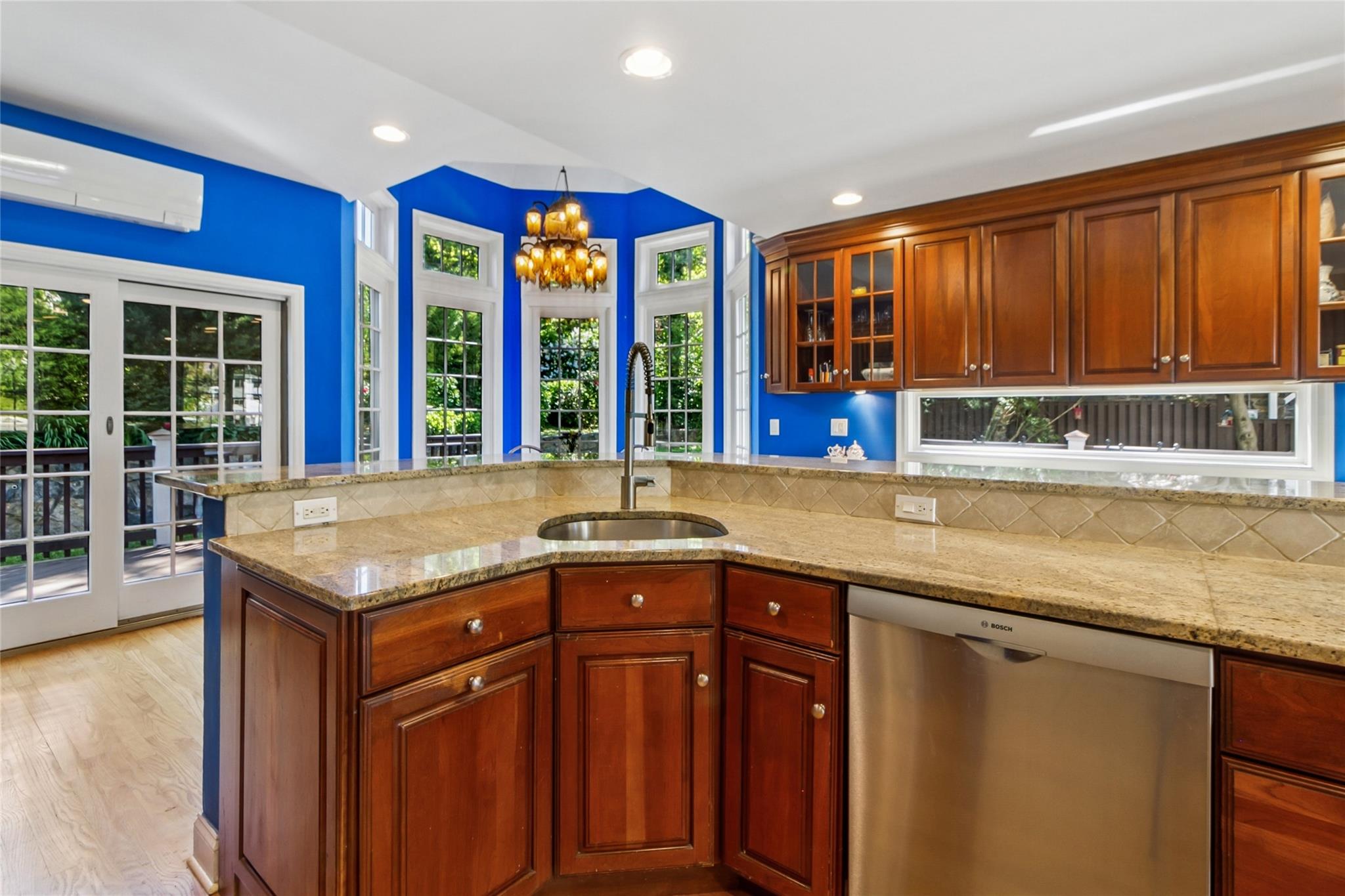 10 Belmont Ave, New Rochelle, New York image 12