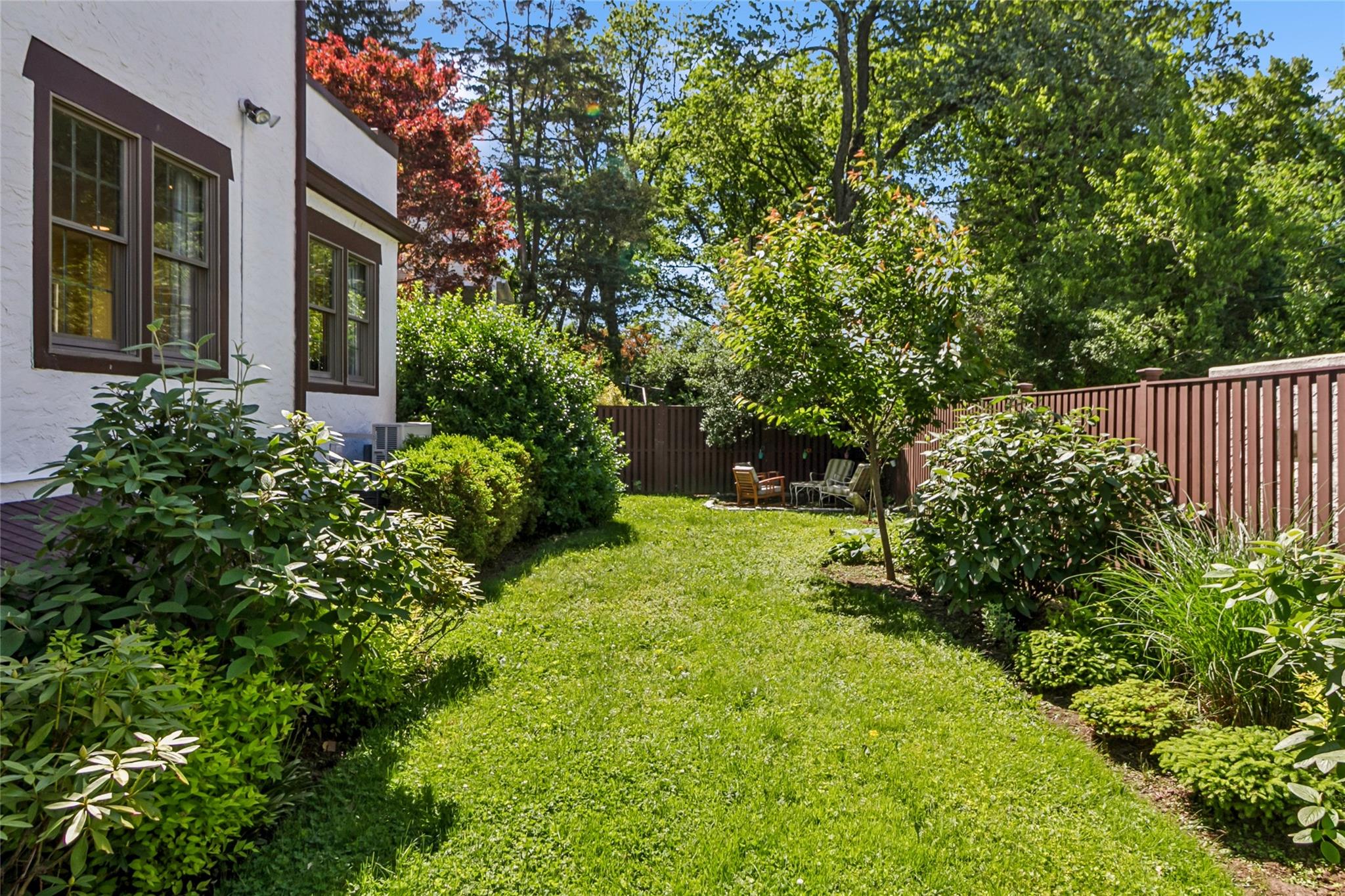 10 Belmont Ave, New Rochelle, New York image 3
