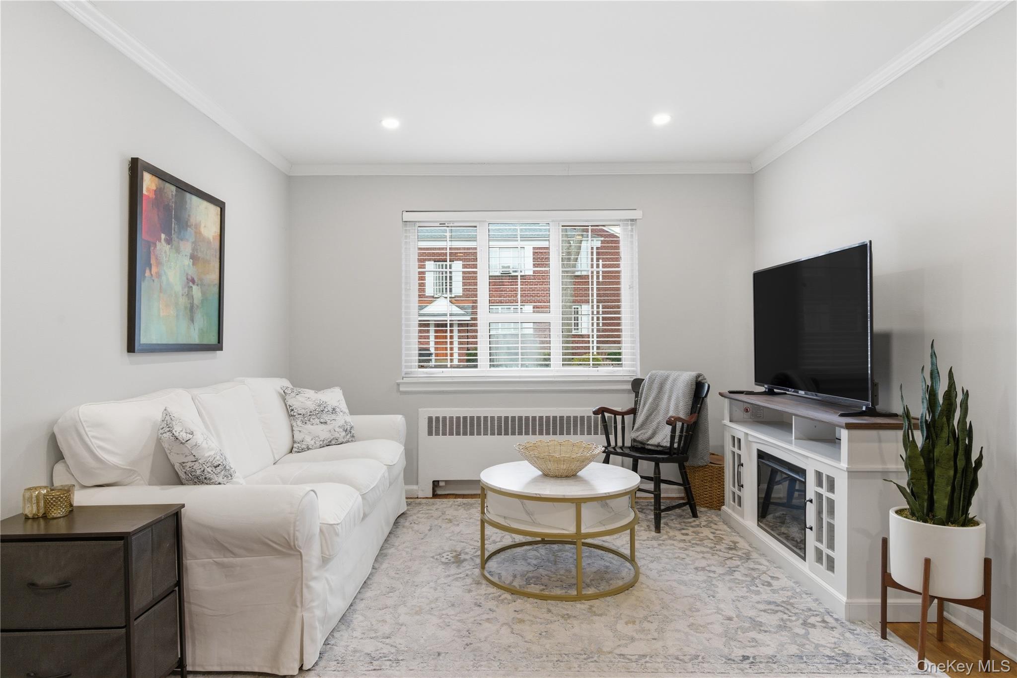 22 Nathan Hale Drive 80A