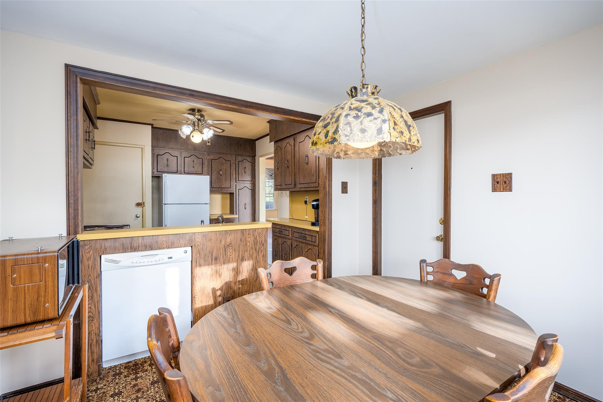 101 Forest Road, Valley Stream, New York image 13