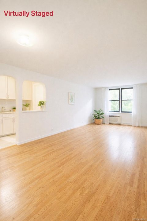 Homes For Sale - 13950 35 Avenue #3<br/> Flushing, NY 11354