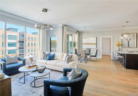 100 Garvies Point Road 1202 Glen Cove NY 11542