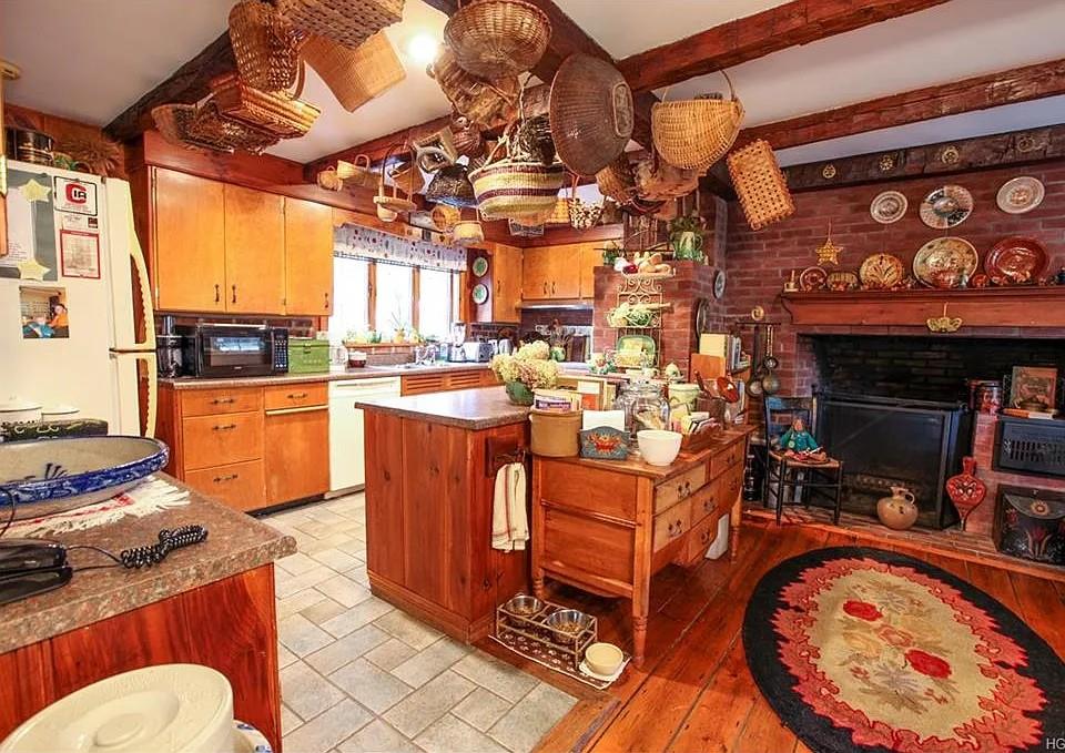 262 Cream Street, Poughkeepsie, New York image 10