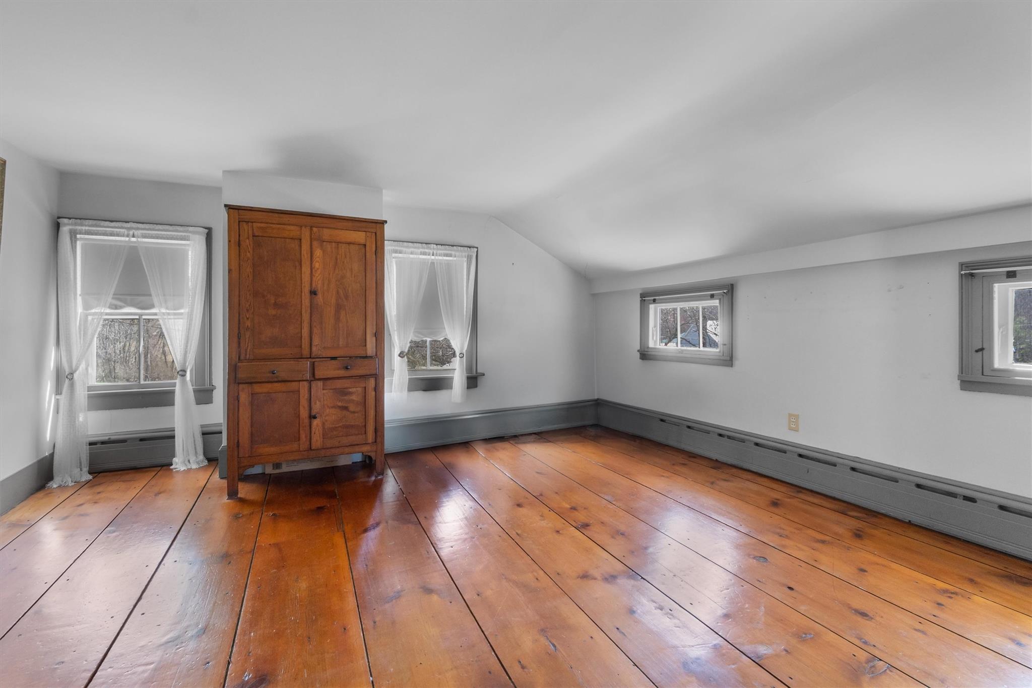 262 Cream Street, Poughkeepsie, New York image 20