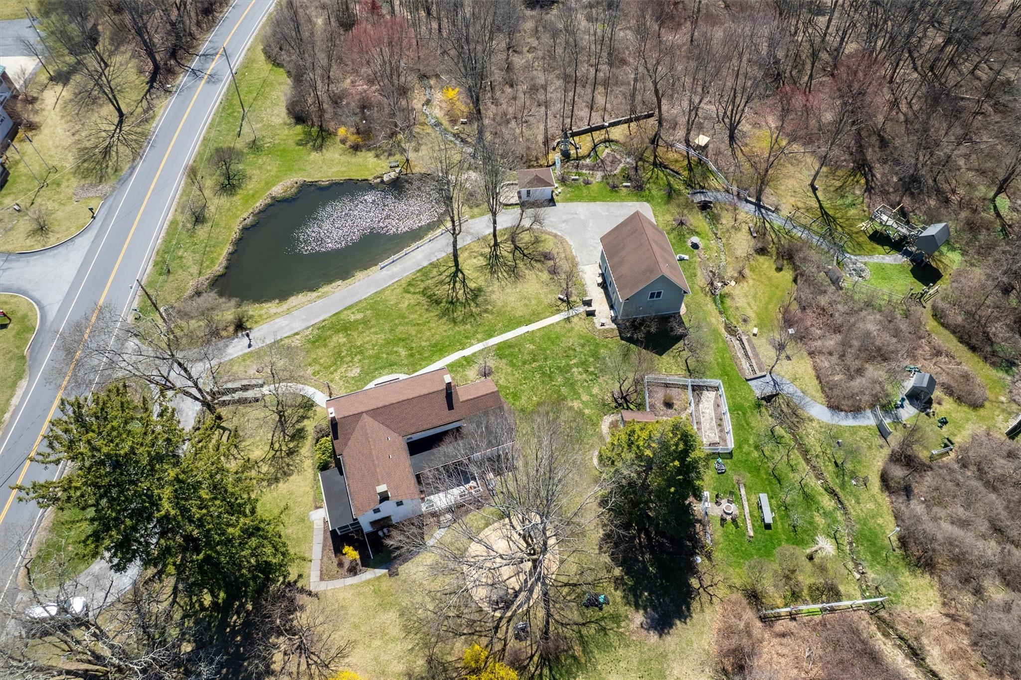 262 Cream Street, Poughkeepsie, New York image 35