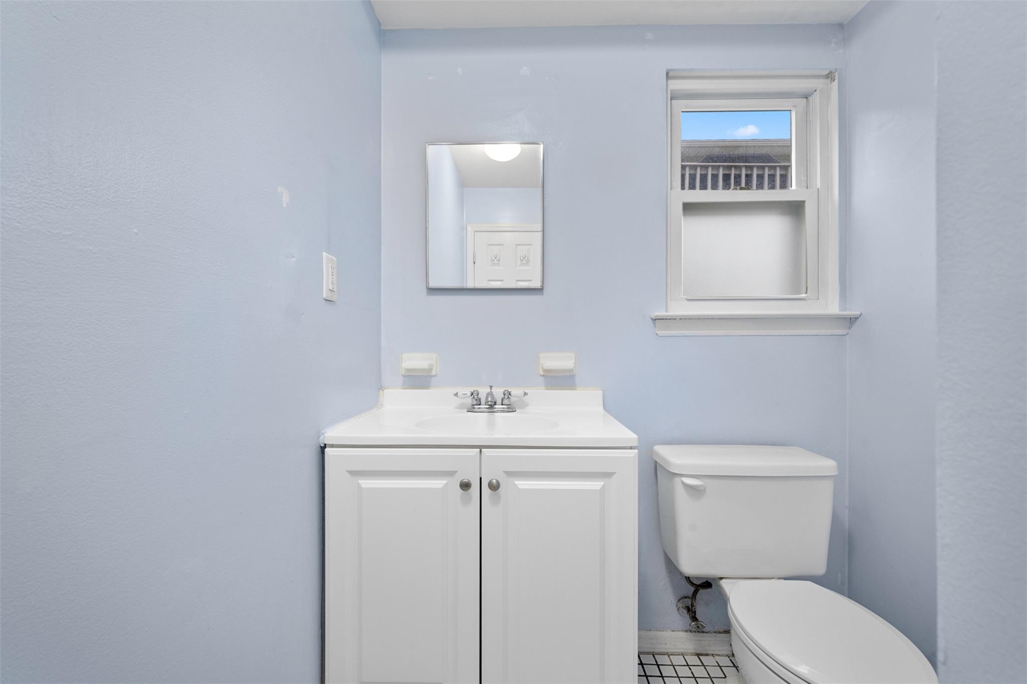 10 Murray Street, Bayville, New York image 36