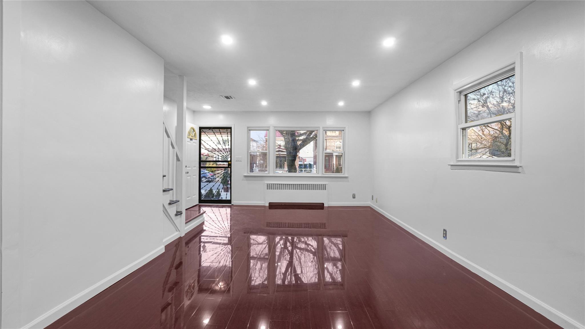 133-16 Hawtree Creek Road, South Ozone Park, New York image 9