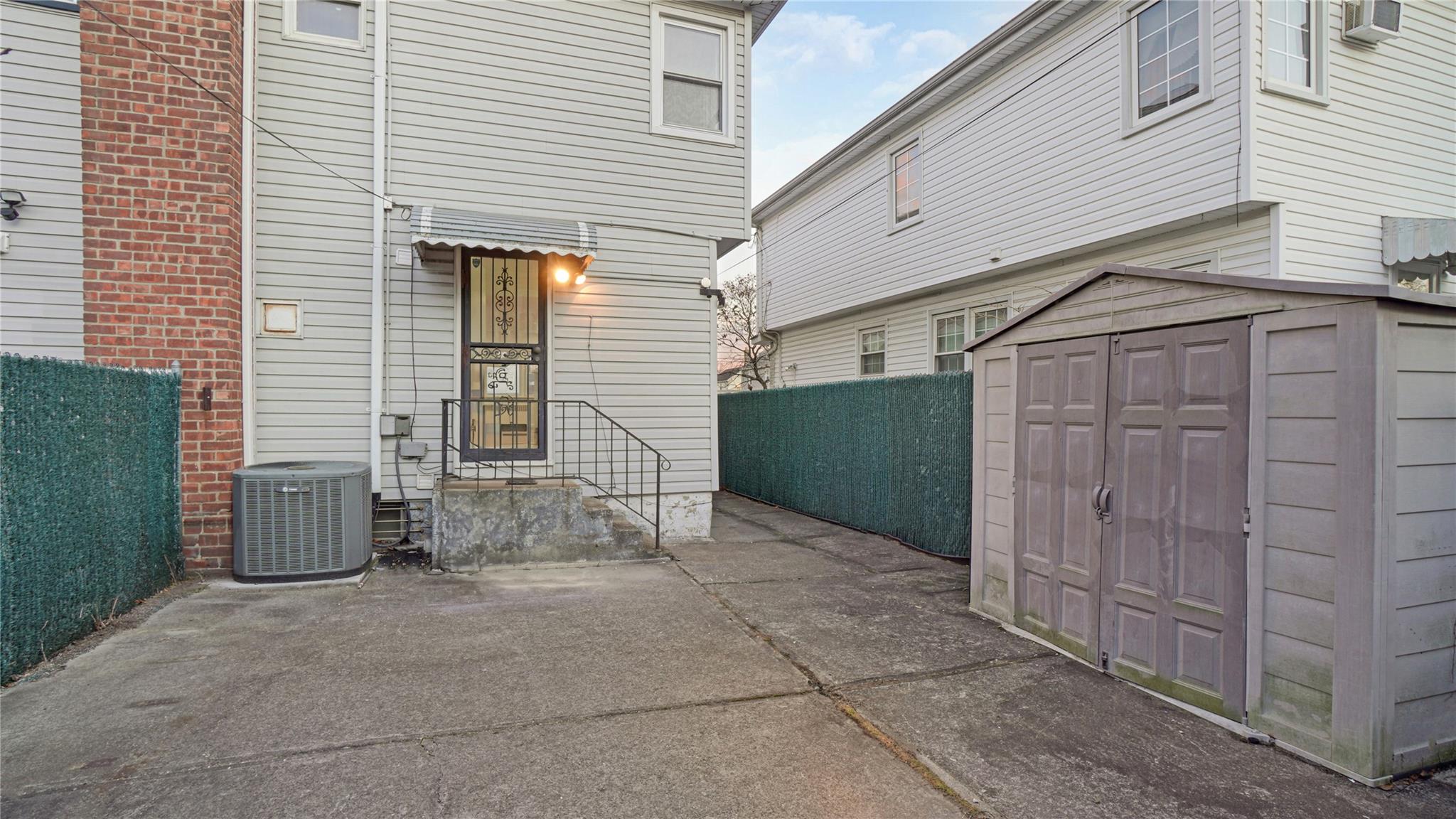 133-16 Hawtree Creek Road, South Ozone Park, New York image 21