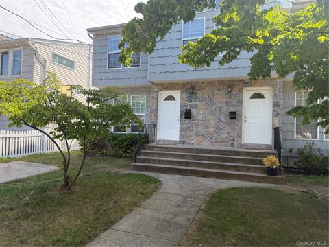 Multifamily For Rent - 62 Hickory Road #B<br/> Port Washington, NY 11050