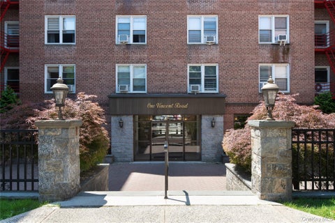 Homes For Sale - 1 Vincent Road #1C<br/> Bronxville, NY 10708