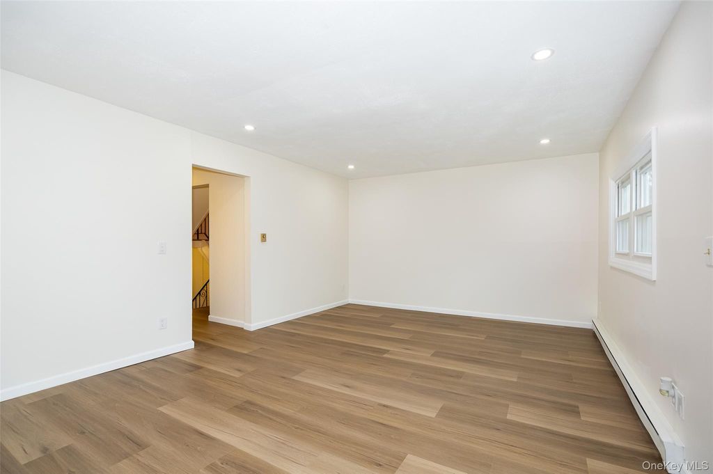 Photo of 24 Russett Road, Poughkeepsie, NY 12601 (MLS # 986908)