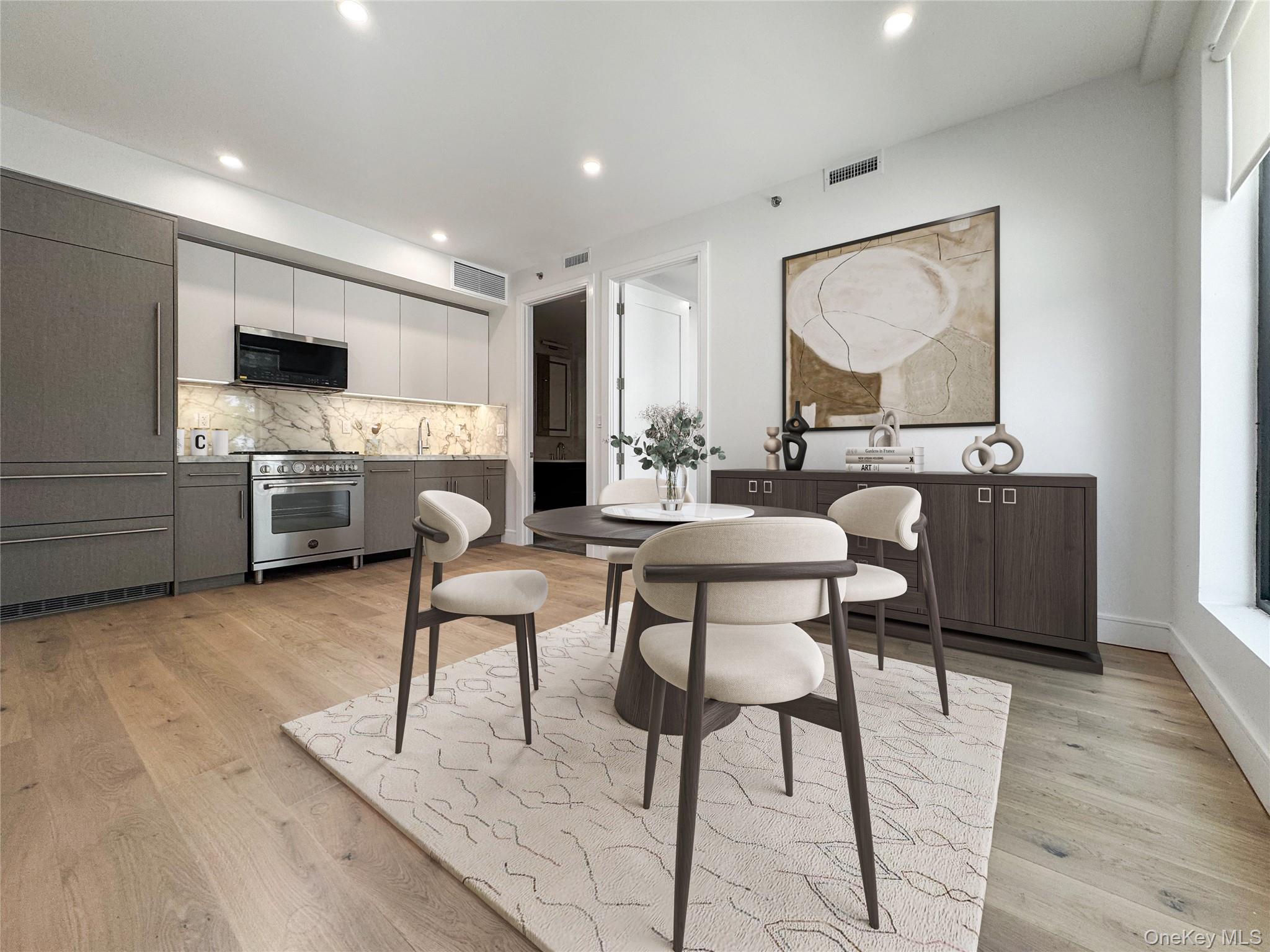 2131 Shore Boulevard 1-G