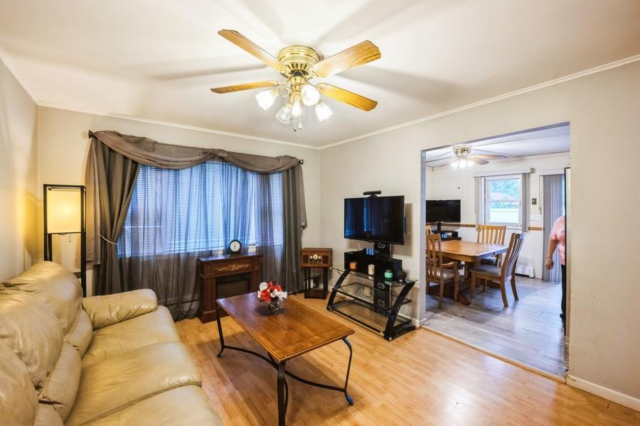 1447 Lombardy Boulevard, Bay Shore, New York image 13