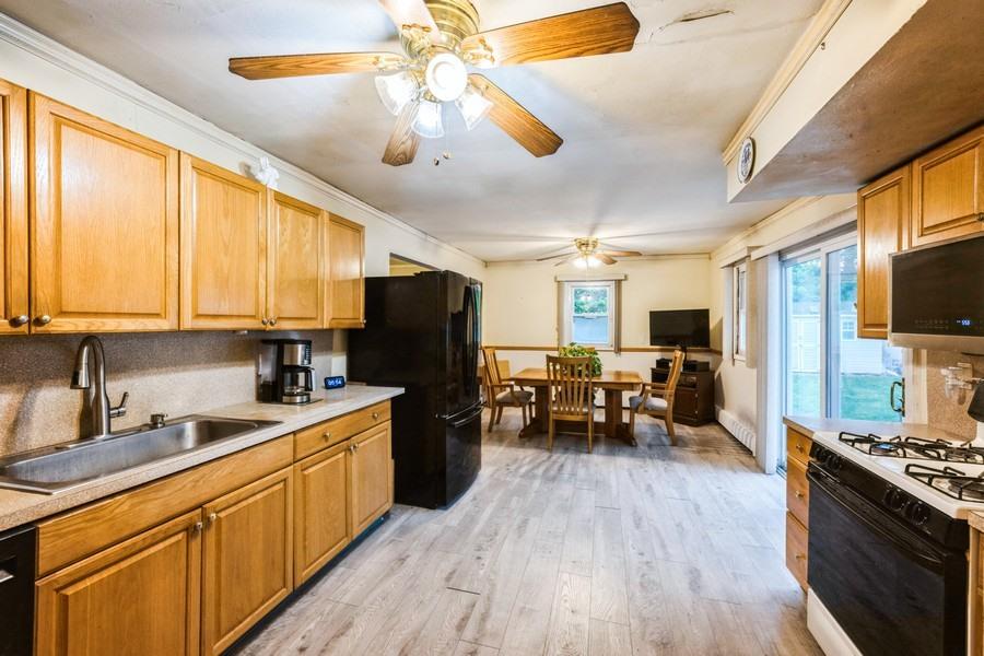 1447 Lombardy Boulevard, Bay Shore, New York image 10